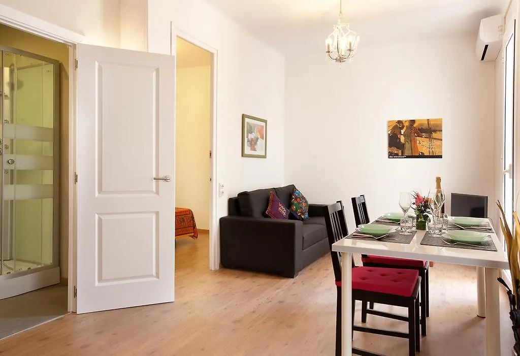Centric Apartment El Molino Theater P1 Barcelona 0*,  Spain
