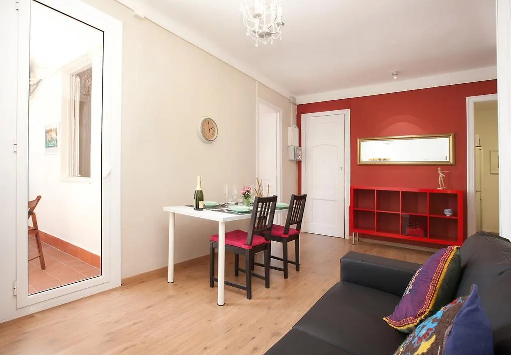 Centric Apartment El Molino Theater P1 Barcelona